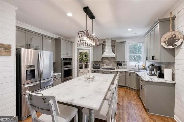 998 Poplar Mill Court, Buford, GA 30518