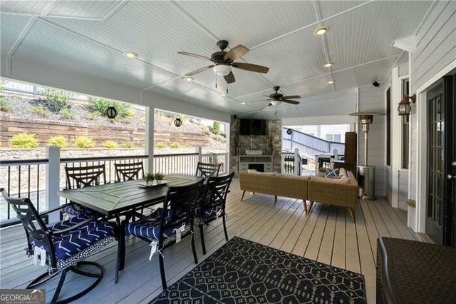 998 Poplar Mill Court, Buford, GA 30518