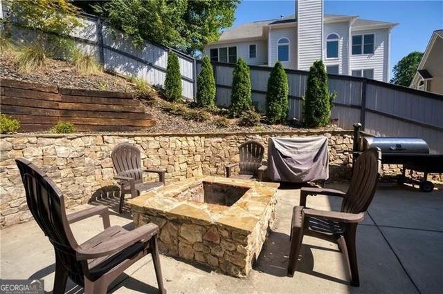 998 Poplar Mill Court, Buford, GA 30518