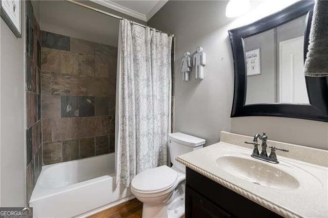 998 Poplar Mill Court, Buford, GA 30518