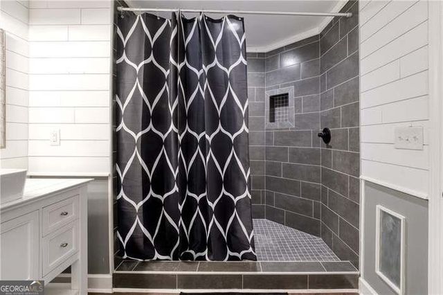 998 Poplar Mill Court, Buford, GA 30518