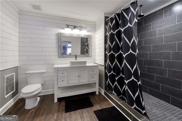 998 Poplar Mill Court, Buford, GA 30518