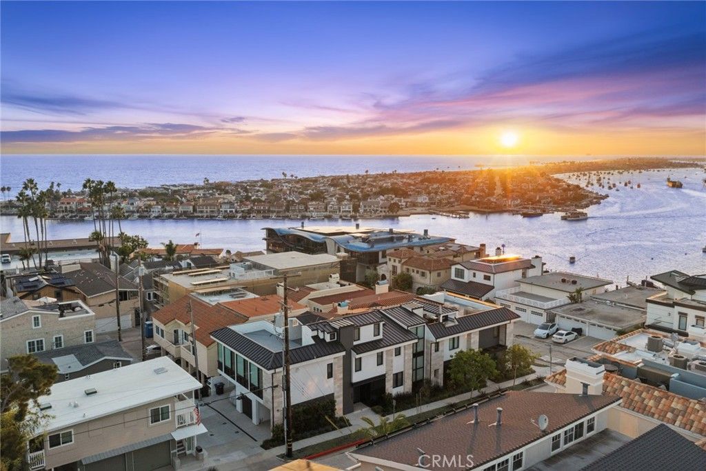 2501 Seaview Avenue, Corona Del Mar, CA 92625 — exterior