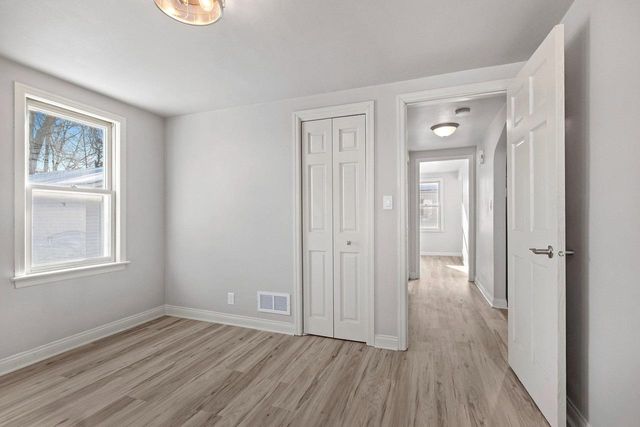 904 N GILLETT STREET, Appleton, WI 54914