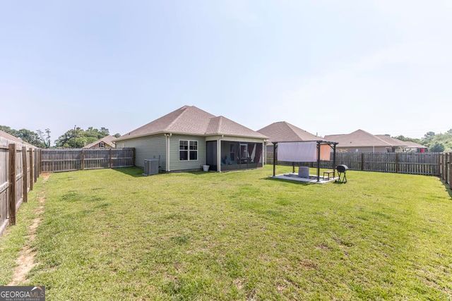 601 Charlestown Way, Bonaire, GA 31005