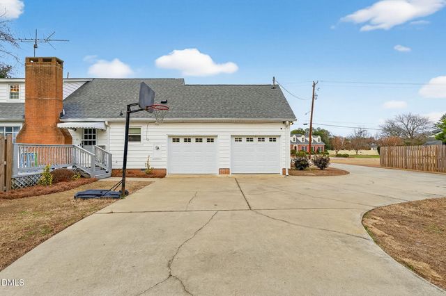 116 Jones Drive, Dunn, NC 28334