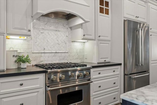 21 Euclid Avenue, Los Gatos, CA 95030