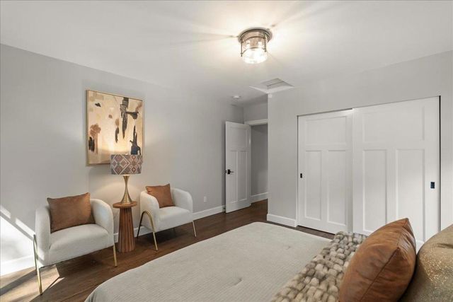 21 Euclid Avenue, Los Gatos, CA 95030