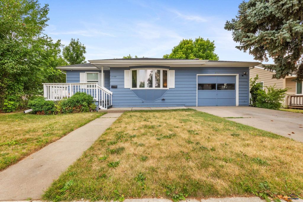 2739 W ST ANNE, Rapid City, SD 57701