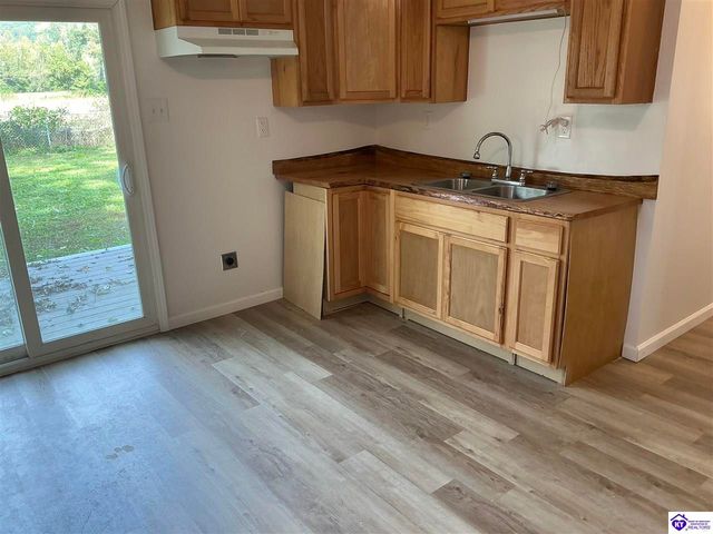 220 Colesburg Road, Elizabethtown, KY 42701