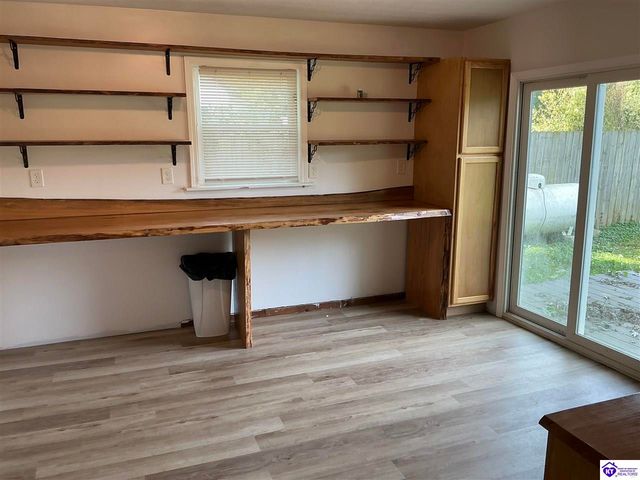 220 Colesburg Road, Elizabethtown, KY 42701
