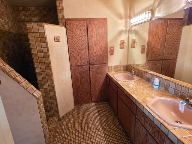 6416 Rio Blanco Dr, Rancho Murieta, CA 95683