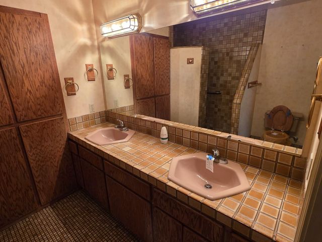 6416 Rio Blanco Dr, Rancho Murieta, CA 95683