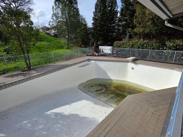 6416 Rio Blanco Dr, Rancho Murieta, CA 95683