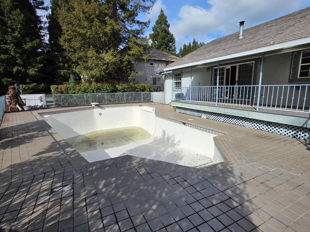 6416 Rio Blanco Dr, Rancho Murieta, CA 95683