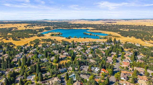 6416 Rio Blanco Dr, Rancho Murieta, CA 95683