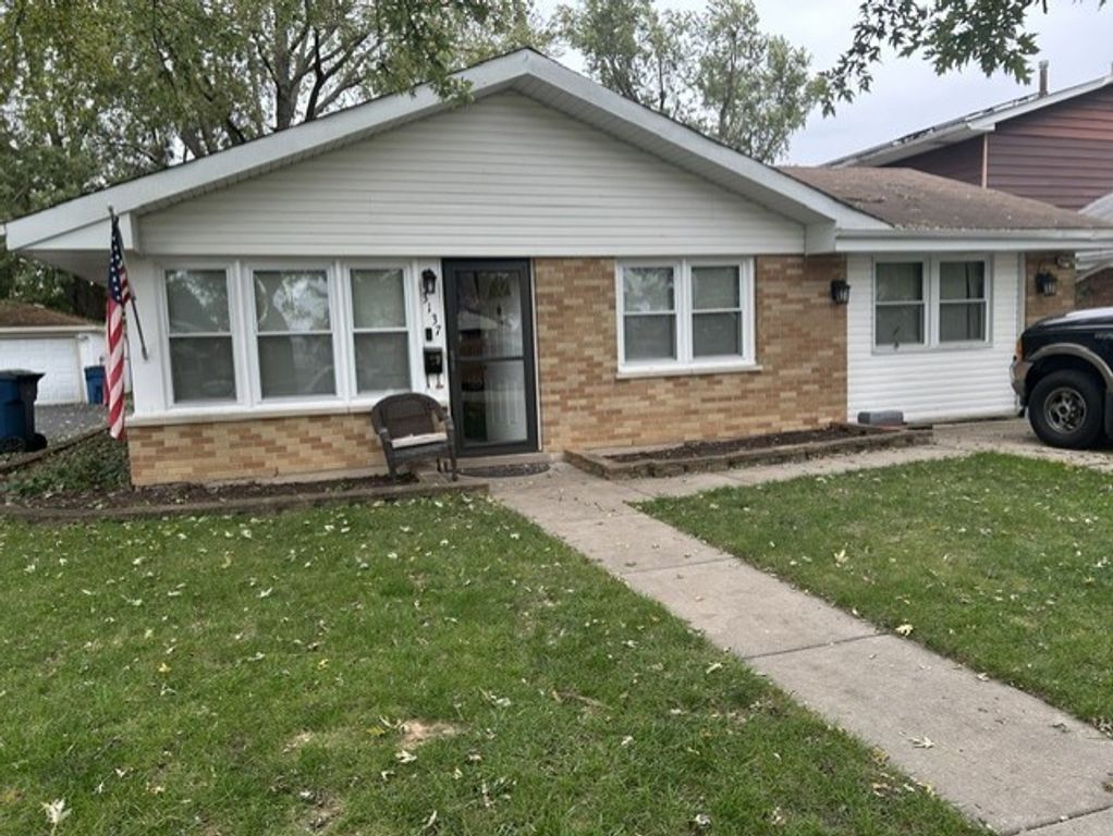 3137 PHILLIPS Avenue, Steger, IL 60475 — photo 2