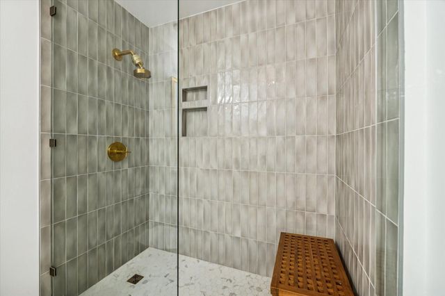 360 Nueces ST 1417, Austin, TX 78701