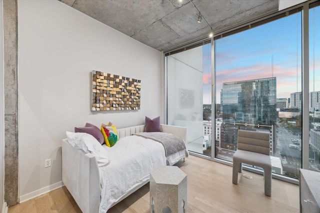 360 Nueces ST 1417, Austin, TX 78701