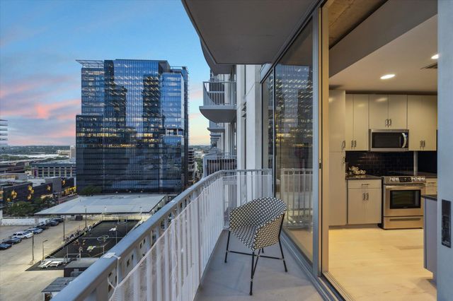 360 Nueces ST 1417, Austin, TX 78701