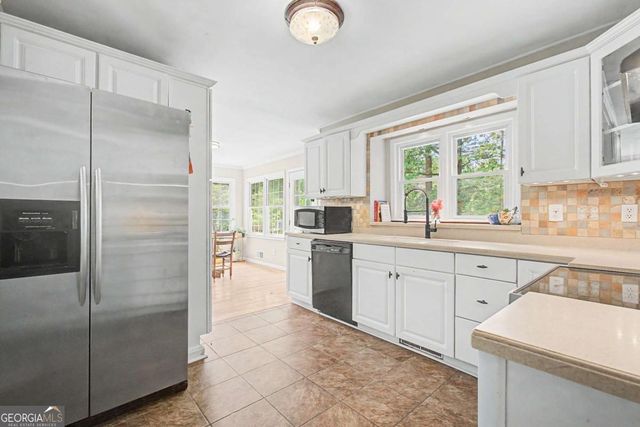 730 Winnbrook Drive, Dacula, GA 30019