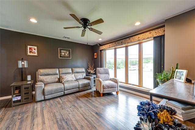1603 Lad Avenue, Medford, NY 11763