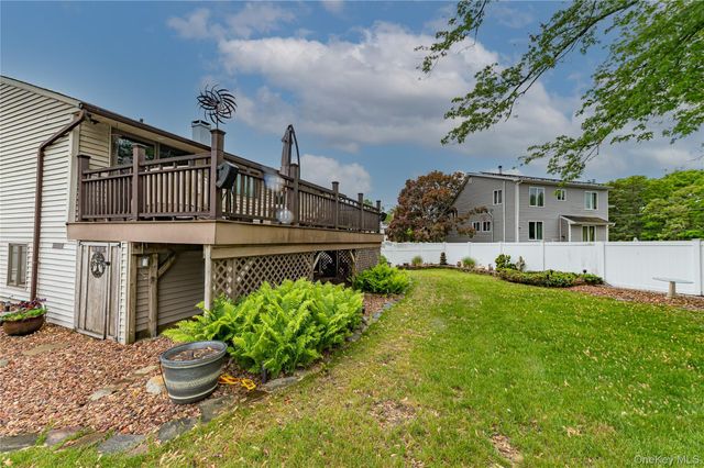 1603 Lad Avenue, Medford, NY 11763