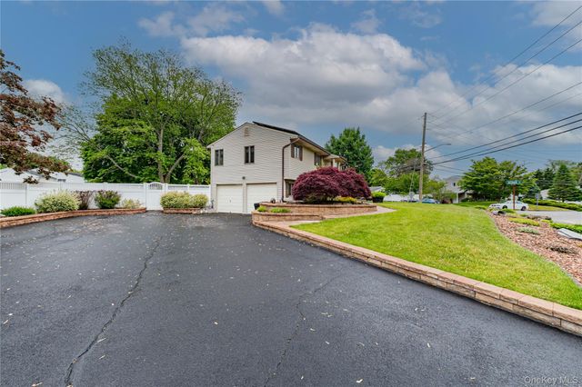 1603 Lad Avenue, Medford, NY 11763