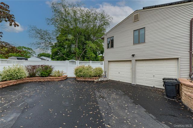 1603 Lad Avenue, Medford, NY 11763