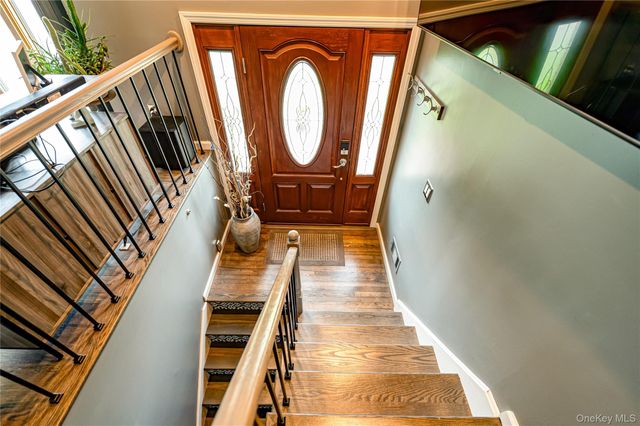 1603 Lad Avenue, Medford, NY 11763