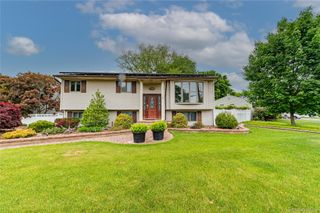 1603 Lad Avenue, Medford, NY 11763
