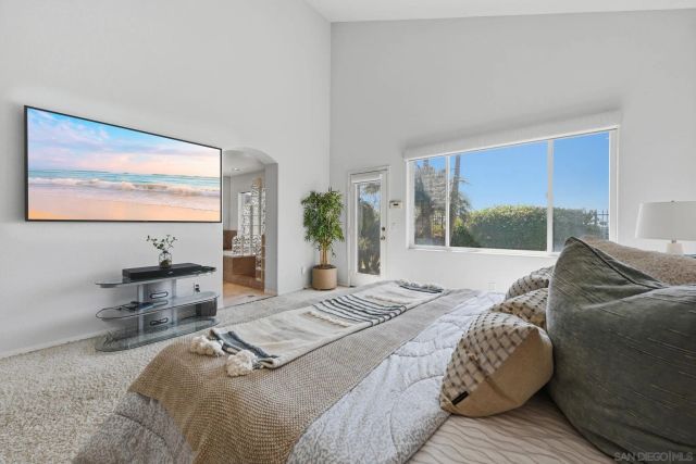 917 ANATRA CT, Carlsbad, CA 92011