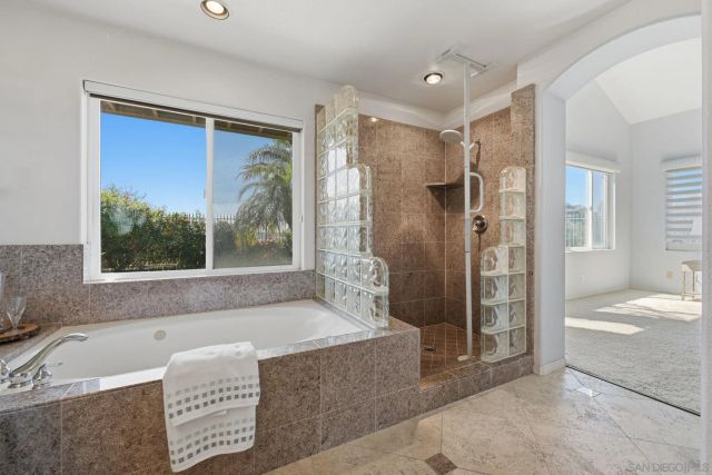 917 ANATRA CT, Carlsbad, CA 92011