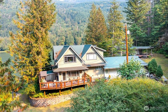 9204 Silver Lake Road, Maple Falls, WA 98266