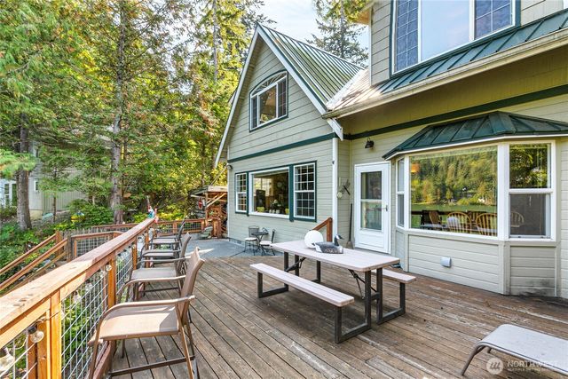 9204 Silver Lake Road, Maple Falls, WA 98266