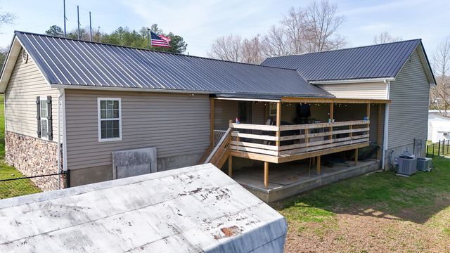 230 Stephen Trace Road, Barbourville, KY 40906