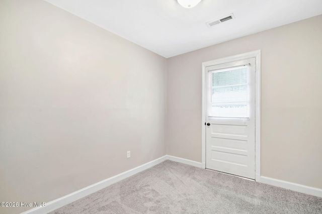 206 W Clement Street, Wallace, NC 28466
