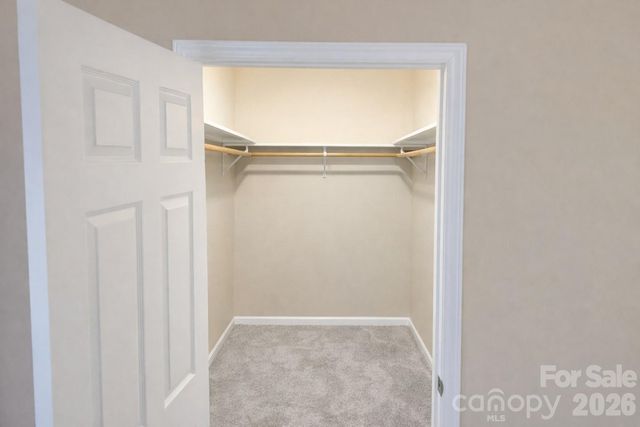 411 27th Avenue Circle NW, Hickory, NC 28601