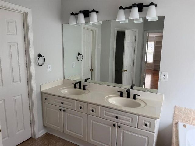 4315 Red Rock Point, Suwanee, GA 30024