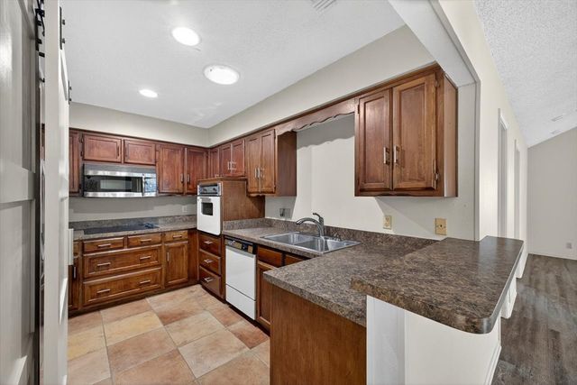 6218 Tezcuco Court, Granbury, TX 76049