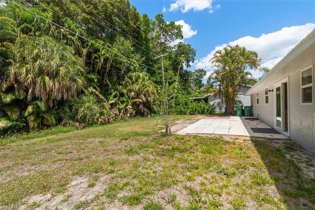 4639 Robin AVE, Naples, FL 34104