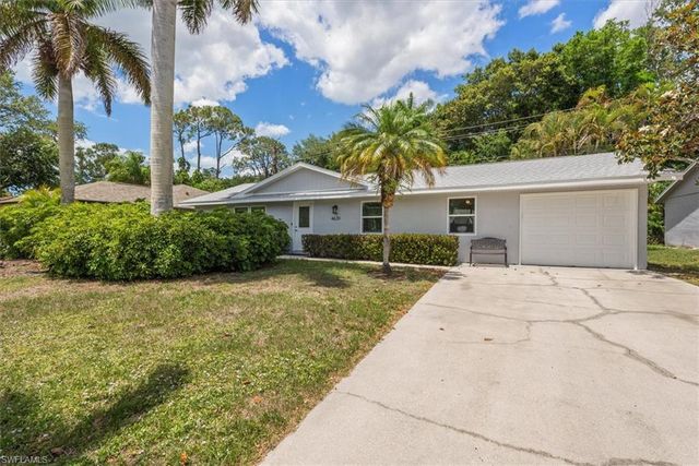 4639 Robin AVE, Naples, FL 34104