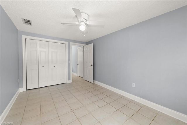 4639 Robin AVE, Naples, FL 34104