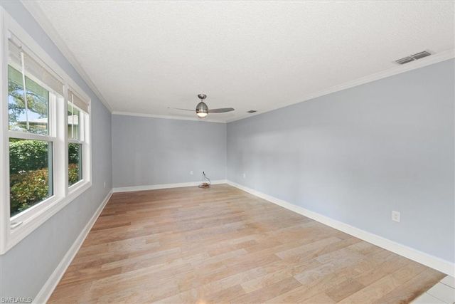 4639 Robin AVE, Naples, FL 34104