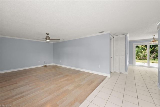 4639 Robin AVE, Naples, FL 34104