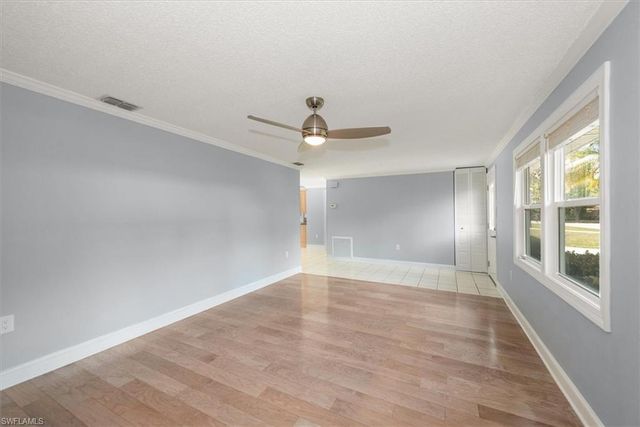 4639 Robin AVE, Naples, FL 34104