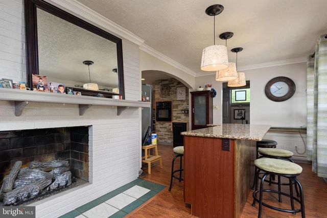 4216 RIDGE DR, Harrisburg, PA 17109