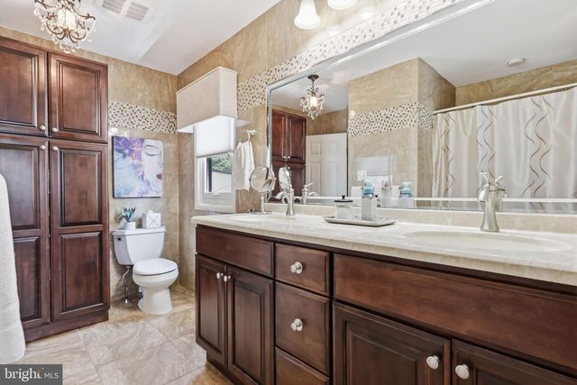 665 PADDOCK RD, Southampton, PA 18966