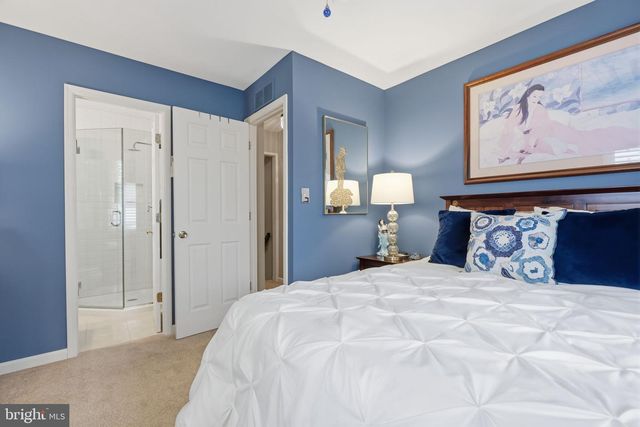 665 PADDOCK RD, Southampton, PA 18966