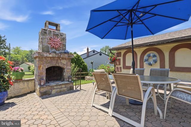 665 PADDOCK RD, Southampton, PA 18966